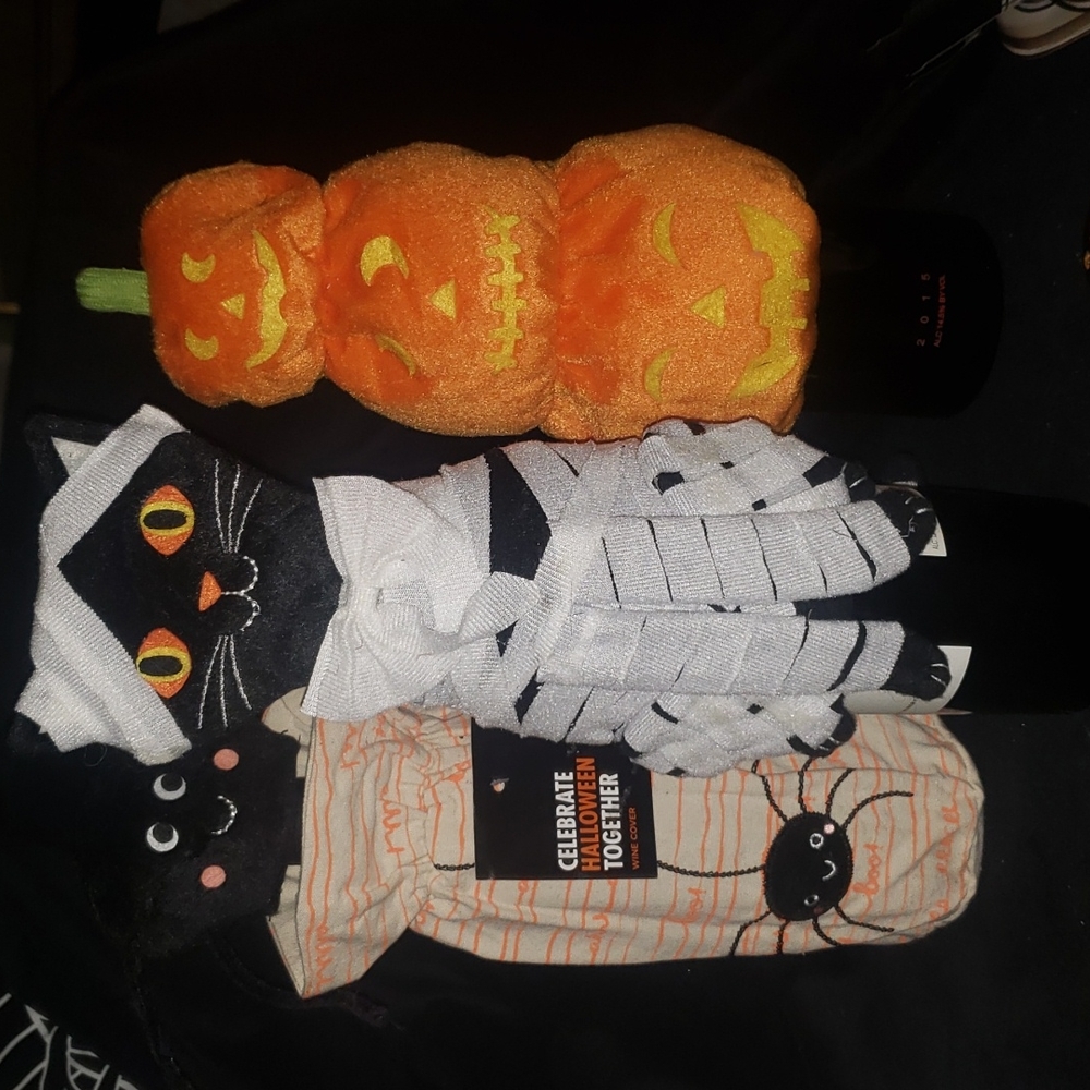 HOLLOWEEN WINE BOTTLE COVERS
